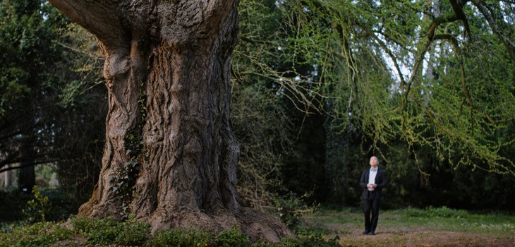 110019-SILENT_FRIEND_-_Official_Still__Credits_Pandora_Film___1_-2048x1107