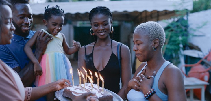 2-Copyright_ManekiFilms_Henia_Production