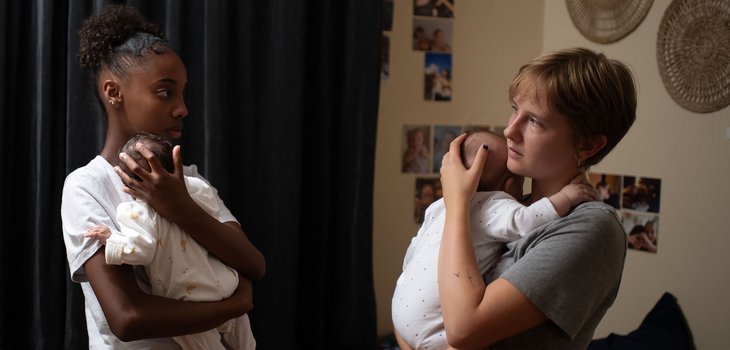 Jeunes_Meres_-_Photo_02_(c)_Christine_Plenus