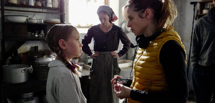 Vermiglio_actress-Anna-Thaler-and-Roberta-Rovelli